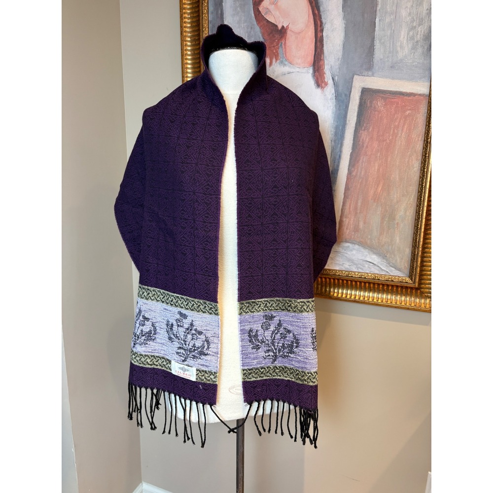 Vintage Calzeat Celtic Collection Scotland Wool Blend Purple Scarf Shawl Fringe